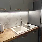 Arty's Apartment *